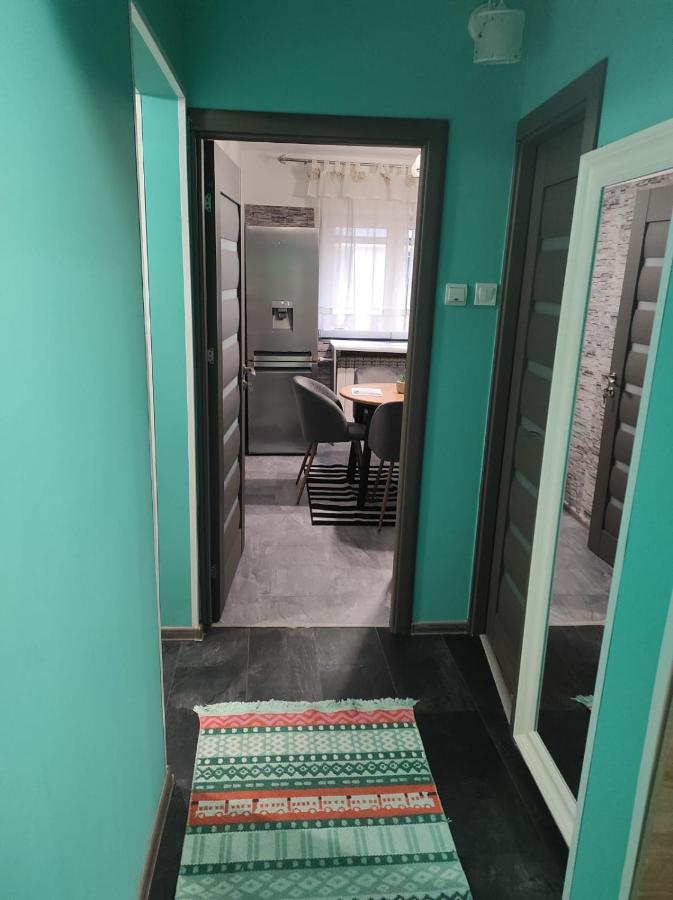 Private Room Near 3 Min Metrou Crangasi, 40 M2 Букурещ Екстериор снимка