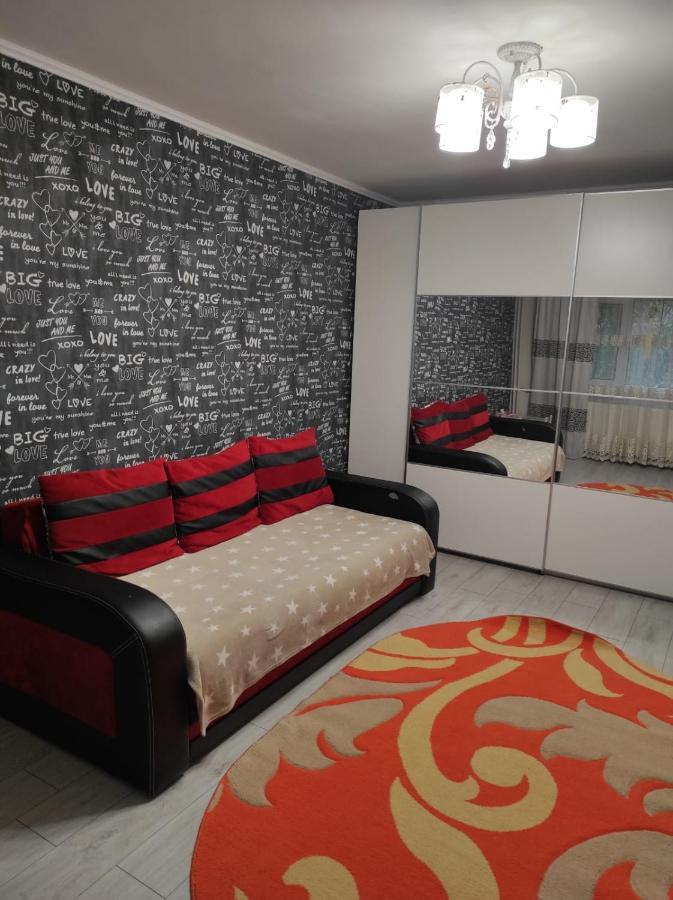 Private Room Near 3 Min Metrou Crangasi, 40 M2 Букурещ Екстериор снимка